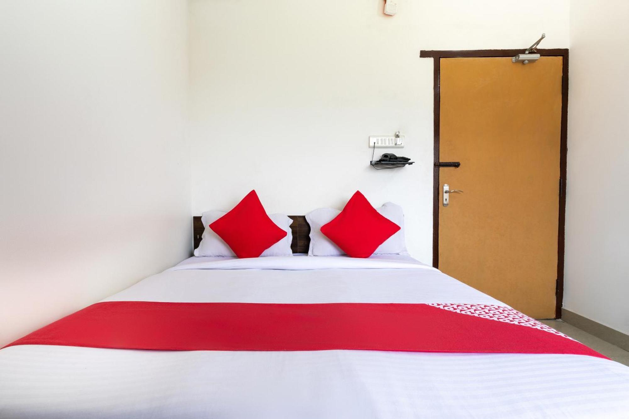 Oyo Splenor Inn Kammasandra Zewnętrze zdjęcie