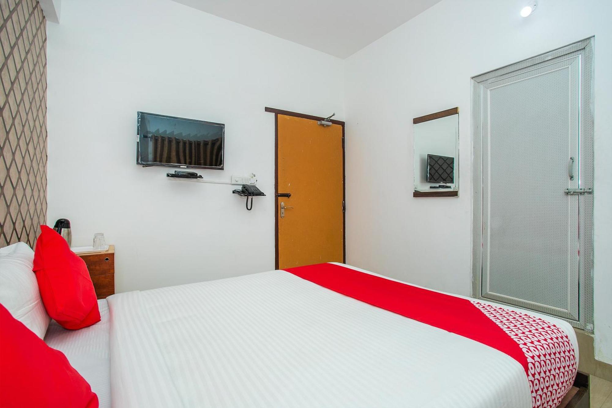 Oyo Splenor Inn Kammasandra Zewnętrze zdjęcie