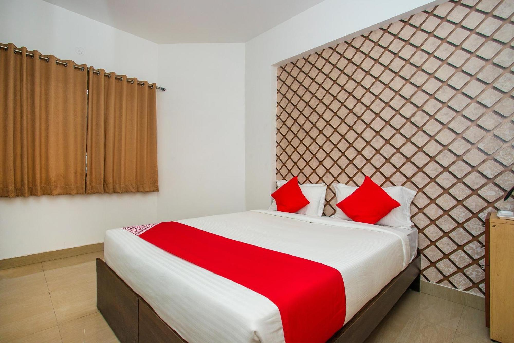 Oyo Splenor Inn Kammasandra Zewnętrze zdjęcie