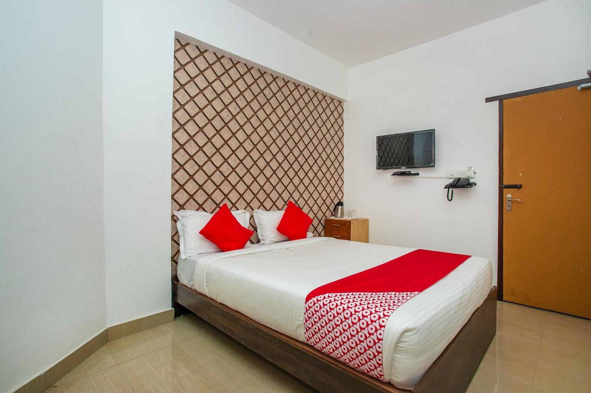 Oyo Splenor Inn Kammasandra Zewnętrze zdjęcie