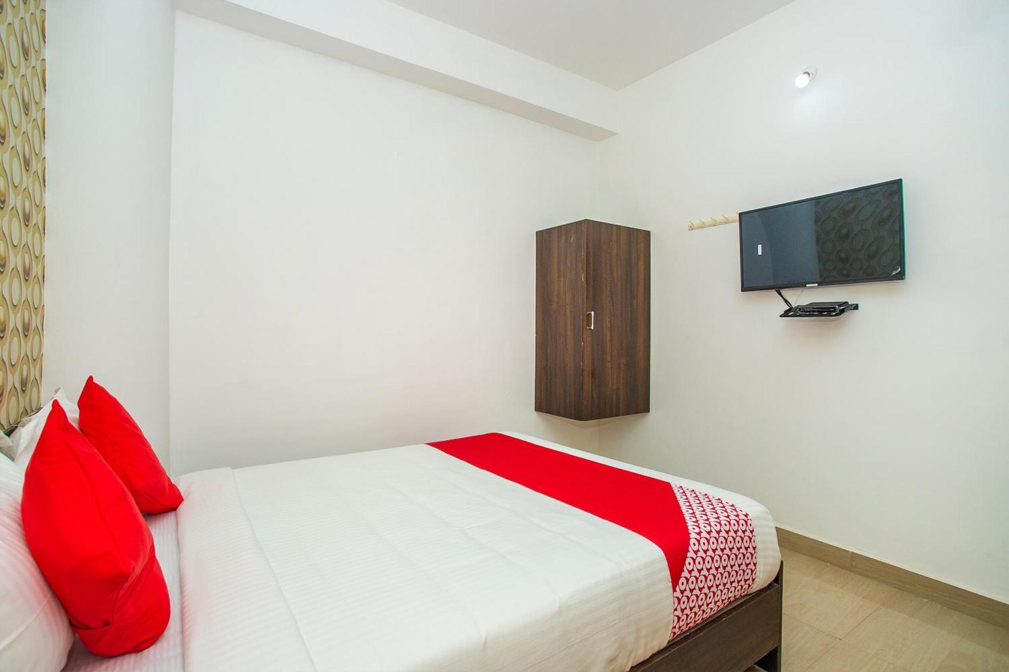 Oyo Splenor Inn Kammasandra Zewnętrze zdjęcie